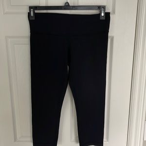 Lululemon Wunder Under crop legging in black